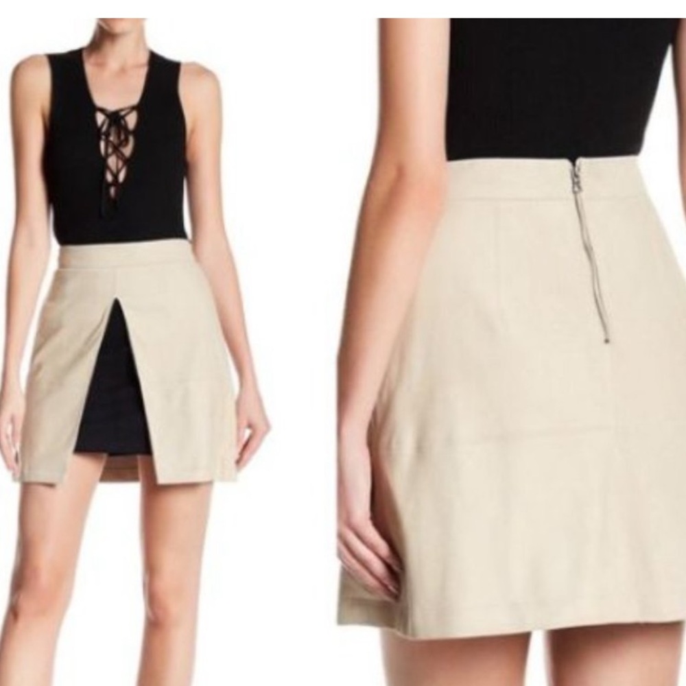 Alice + Olivia Leather Beige Front-Slit Mini Skirt